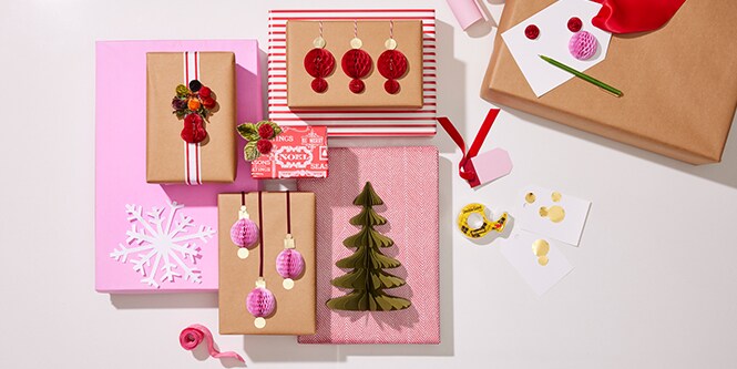 Verschiedene Ideen zur Dekoration von Geschenken
